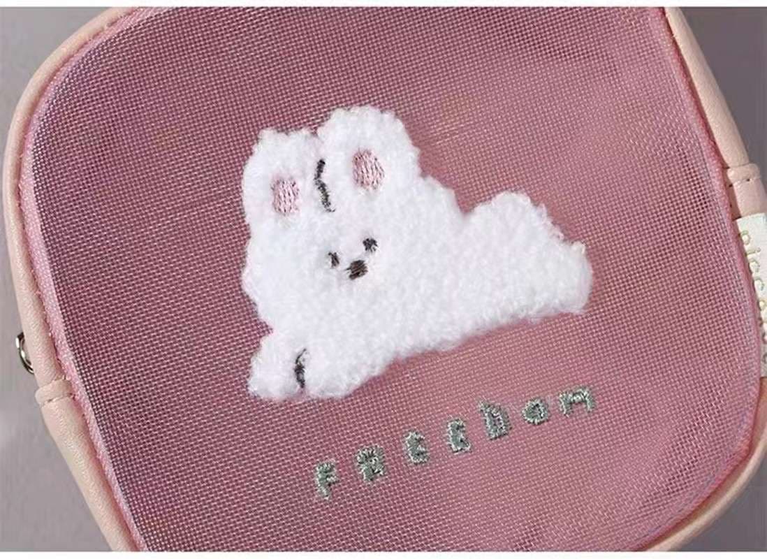 コインケース  動物刺繍入りミニポーチ