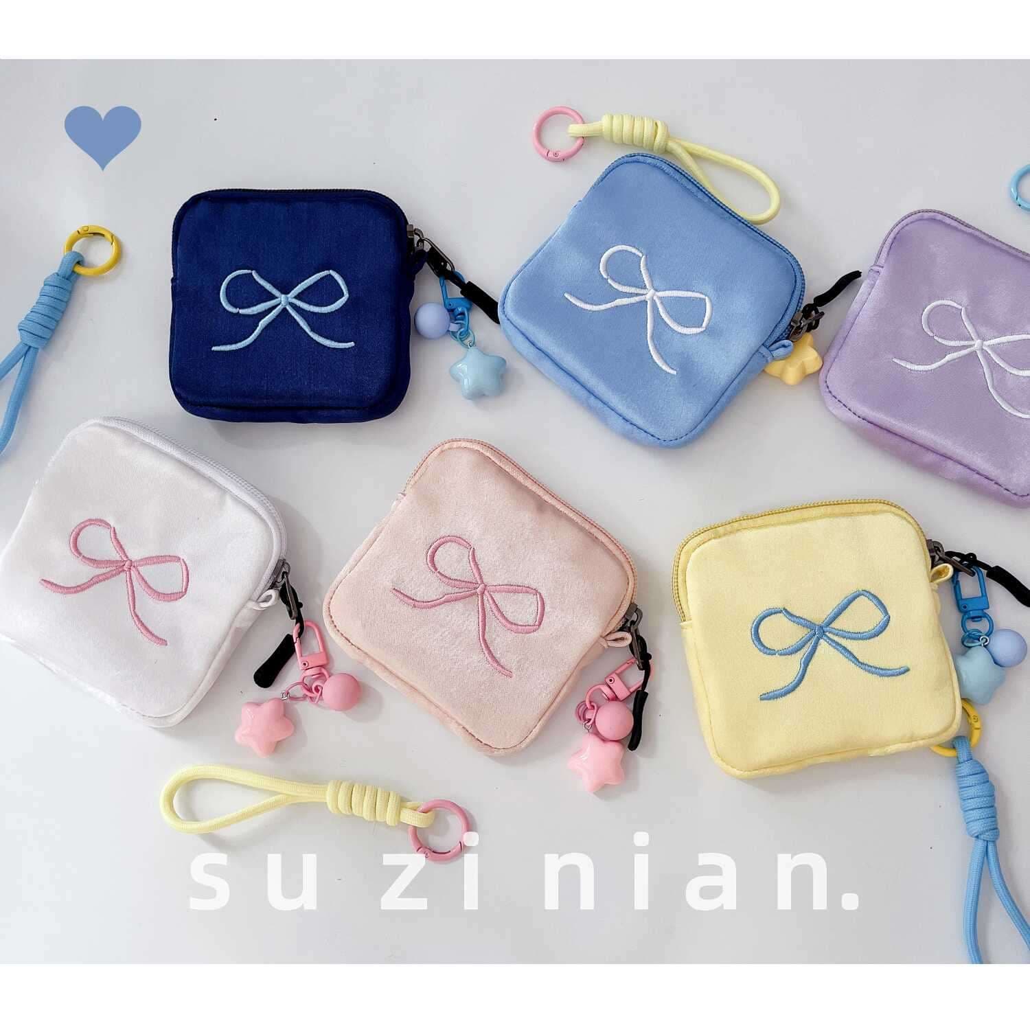 コインケース  リボン刺繍入りミニポーチ