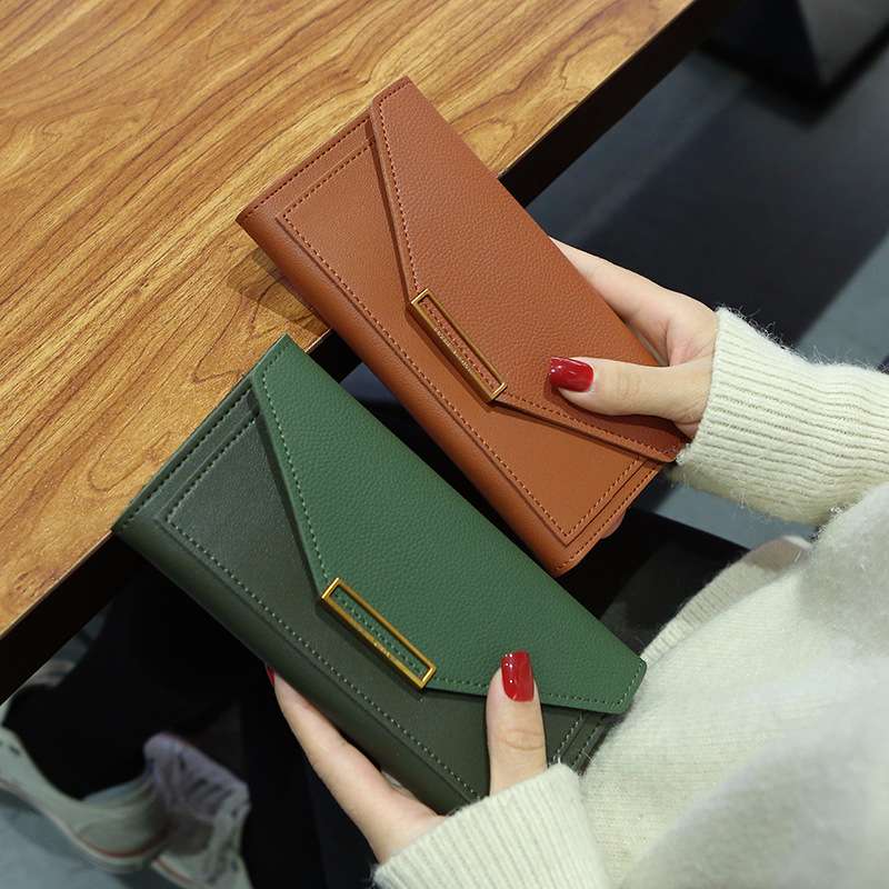 エレガント　カラー長財布