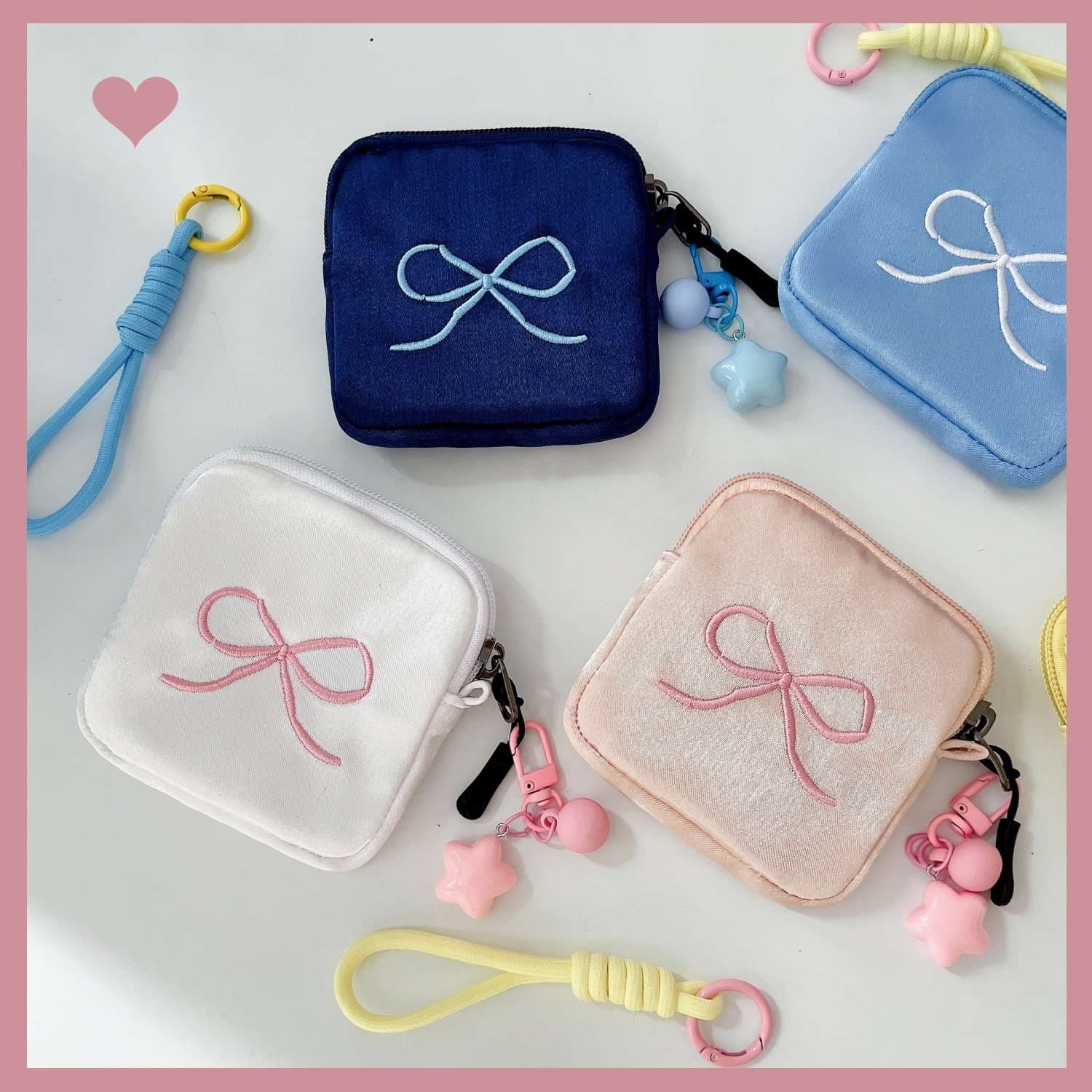 コインケース  リボン刺繍入りミニポーチ