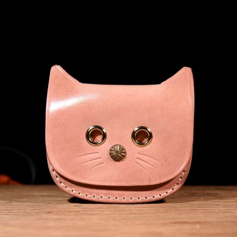  ねこ型レザーコインケース