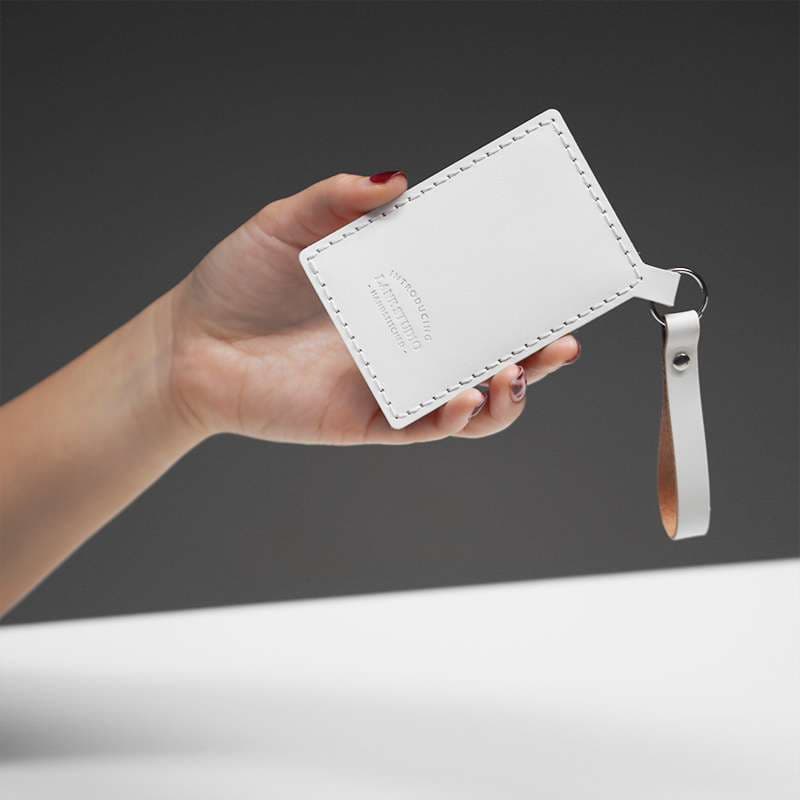 コインケース  レザー製縫い目入り定期入れ