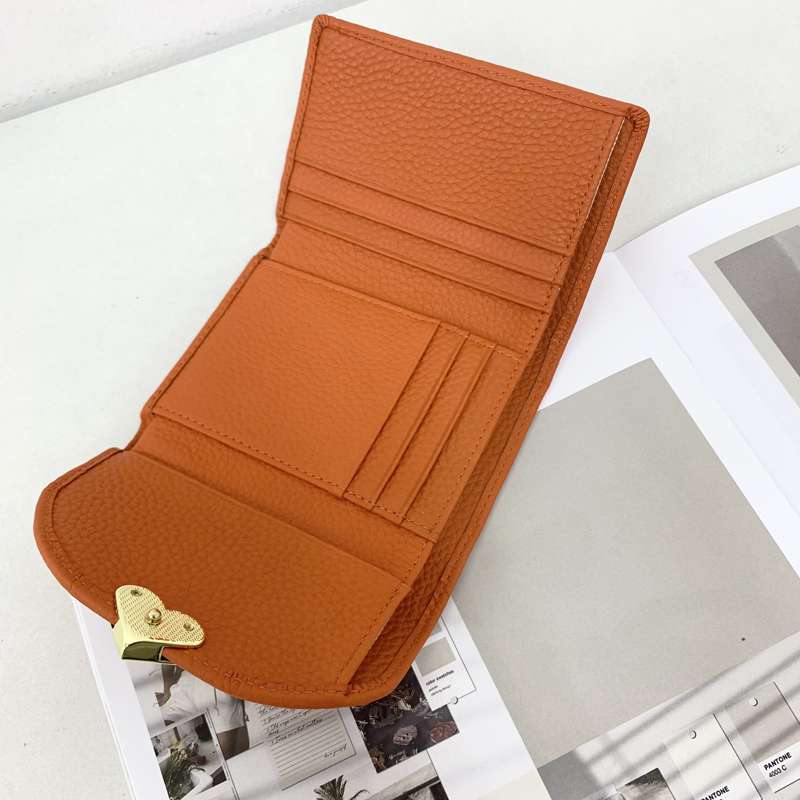 コインケース  ハートモチーフ小型財布